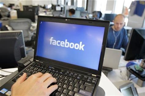 Facebook expands presence in PH, opens new office.